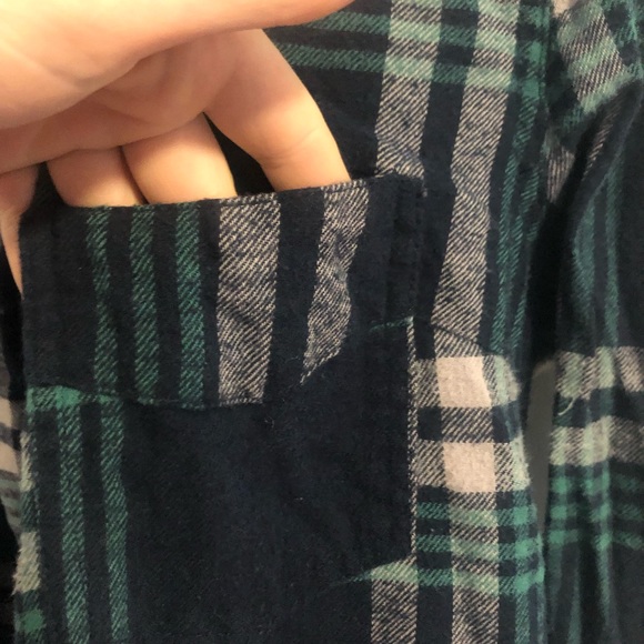 Boyfriend fit plaid with hood - Picture 4 of 5